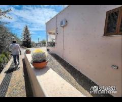 Villa con piscina - 23