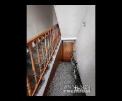 Intero stabile con garage