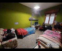 Intero stabile con garage - 12