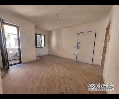 Appartamento 3 vani e acc. con Box auto - 6