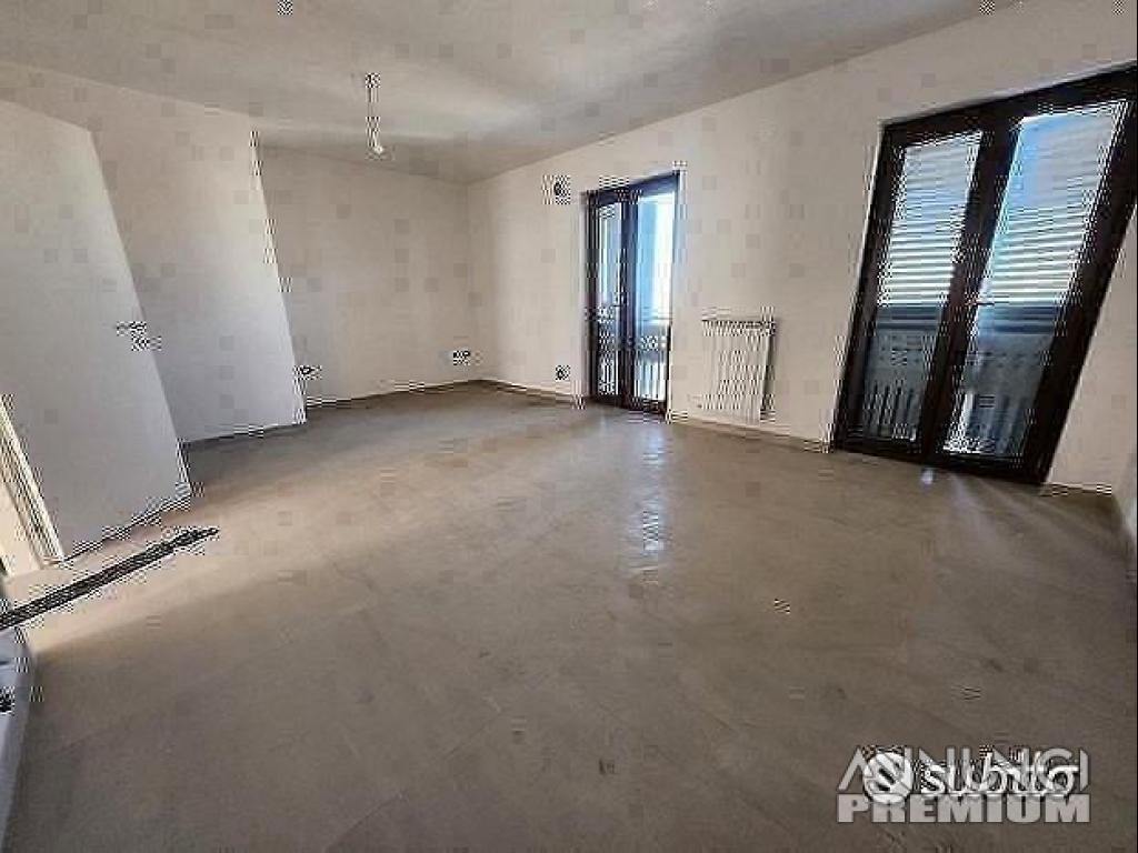 Nuove costruzioni 3 Vani più acc. Box auto incluso - 6/12