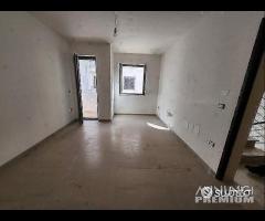 Nuove costruzioni 3 Vani più acc. Box auto incluso - 7