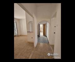 GROTTAGLIE appartamento con box e cantina