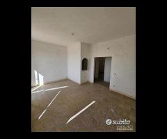 GROTTAGLIE appartamento con box e cantina