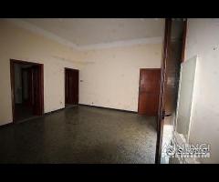 INDIPENDENTE con terrazzo via per Rocca