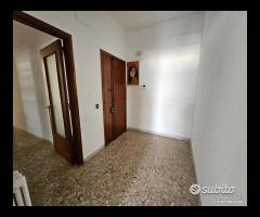 Appartamento 4 vani e acc via Aldo Moro - 6