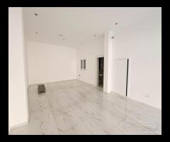 Locale ad uso commerciale mq.50