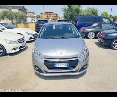 PEUGEOT 208 1.2 BENZINA ADATTA NEOPATENTATI