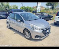 PEUGEOT 208 1.2 BENZINA ADATTA NEOPATENTATI