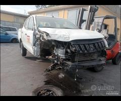 Mitsubishi l200 2019 4n15 demolito per ricambi - 7