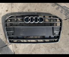 Mascherina anteriore Audi A6 C7 2016