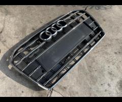 Mascherina anteriore Audi A6 C7 2016
