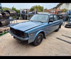 Volvo 240 - 244 Turbo Berlina Demolita - Ricambi