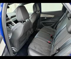 Peugeot 3008 BlueHDi 180 S&S EAT8 GT - 12