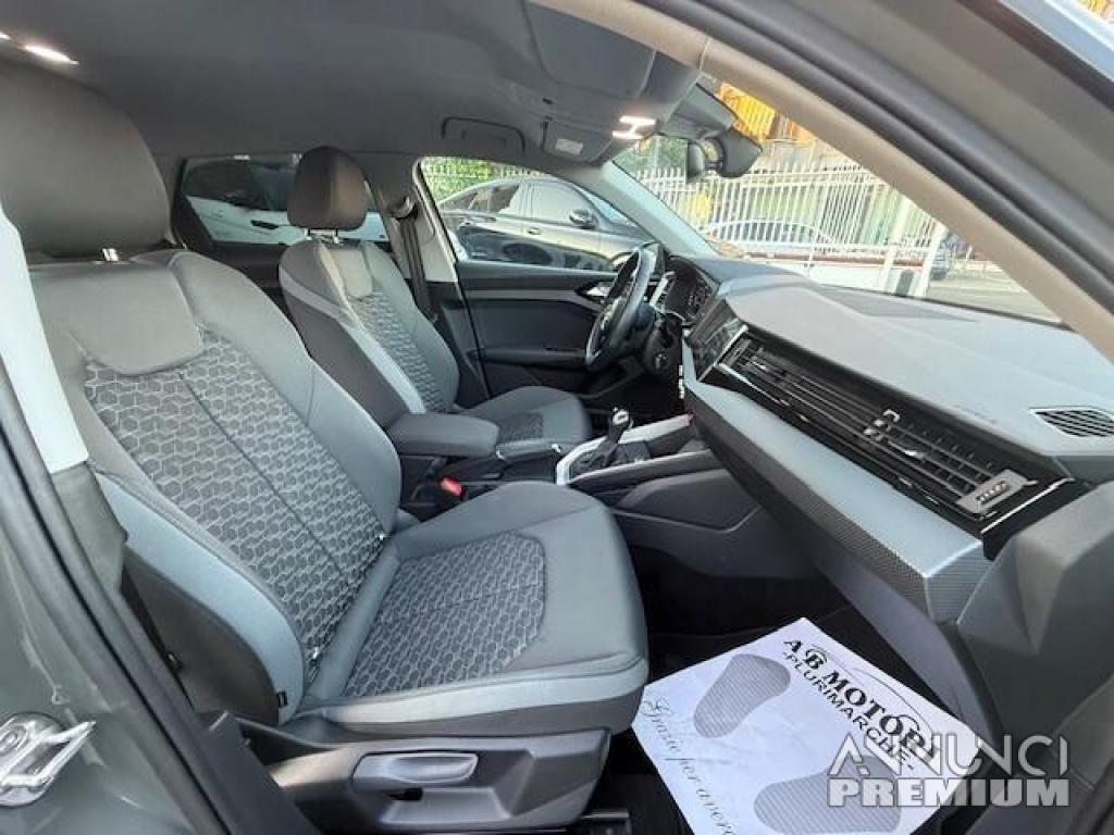 Audi A1 SPB 30 TFSI S line edition - 13/14