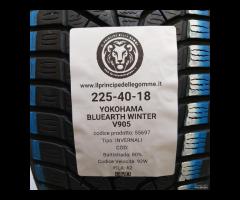 2 GOMME 225 40 18 YOKOHAMA A55697
