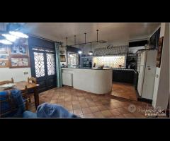 VILLA CON PISCINA rif.136/25 - 10