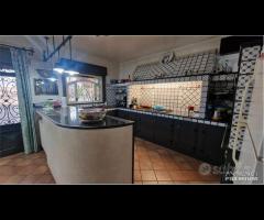 VILLA CON PISCINA rif.136/25 - 26