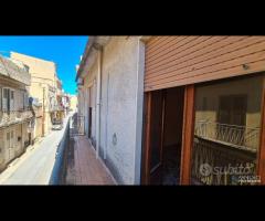 Castelvetrano casa ind. con ampio garage - 10