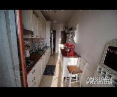 Appartamento a piano rialzato e garage - 7