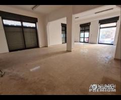 Locale commerciale 5 vetrine - 9