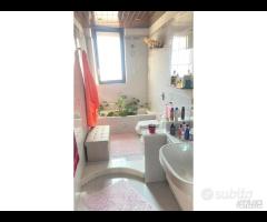 Via Amm.Rizzo - 4 vani rif. 141/25 - 9