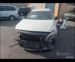 Mercedes classe a A w176 200cdi 651901 ricambi