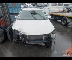 Volkswagen polo 1.0 tgi CDY demolito per ricambi