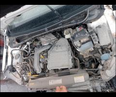 Volkswagen polo 1.0 tgi CDY demolito per ricambi - 8