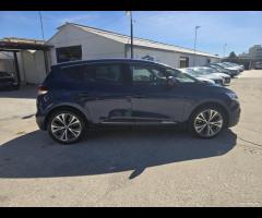 Renault Scenic Scénic dCi 8V 110 CV EDC Ene