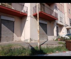 Messina Nord, locale comm.le 3 luci