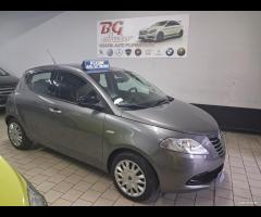 Lancia Ypsilon 1.2 69 CV 5 porte 2012 unico prop