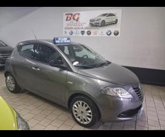 Lancia Ypsilon 1.2 69 CV 5 porte 2012 unico prop