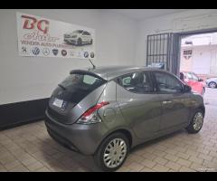 Lancia Ypsilon 1.2 69 CV 5 porte 2012 unico prop - 6