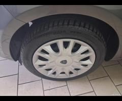 Lancia Ypsilon 1.2 69 CV 5 porte 2012 unico prop - 24