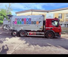 Volvo FE 300 - COMPATTATORE PER RIFIUTI A 4 SCOMPA