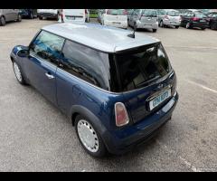 Mini 1.6 16V Cooper Checkmate