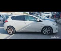 Ricambi Toyota Auris Hybrid 1.8 del 2013