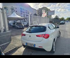Alfa Romeo Giulietta 1.4 Turbo 120 CV GPL Progress