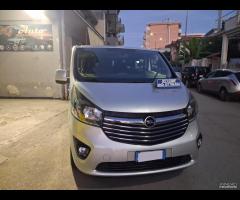 Opel Vivaro 1.6 CDTI uni pro 9 posti (Gancio train