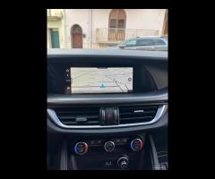Alfa Romeo Stelvio 2.2 Turbodiesel 160 CV AT8 RWD