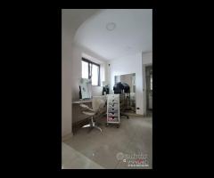 Provinciale Locale commerciale 2 luci - 11