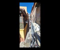 Camaro superiore, semindipendente da ristrutturare - 13