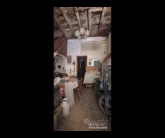 Camaro superiore, semindipendente da ristrutturare - 15