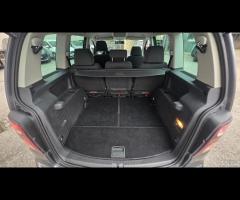Volkswagen Touran 1.9 TDI 105CV 7 Posti x Neopaten - 14