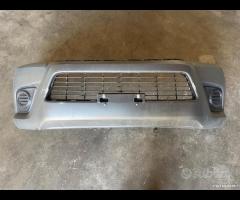 Paraurti anteriore Toyota Hylux 2017