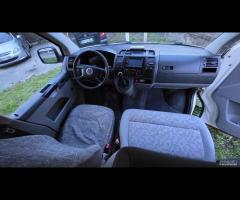 Volkswagen Transporter Caravelle 1.9 TDI/102CV PL - 30