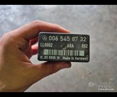 Relè Switch Pompa Gasolio Per Mercedes 190 E 2.5
