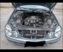 Mercedes classe E w211 320 v6 benzina per ricambi - 7