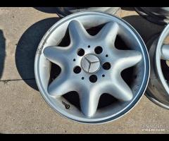 Cerchi In Lega Da 15" Per Mercedes Classe C W203